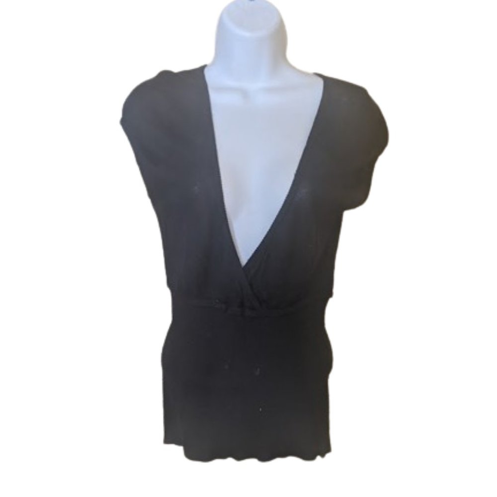 ---  Black V-Neck Top Size Large